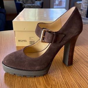 NIB Michael Kors Flynn Mary Jane brown suede with lug platform sole